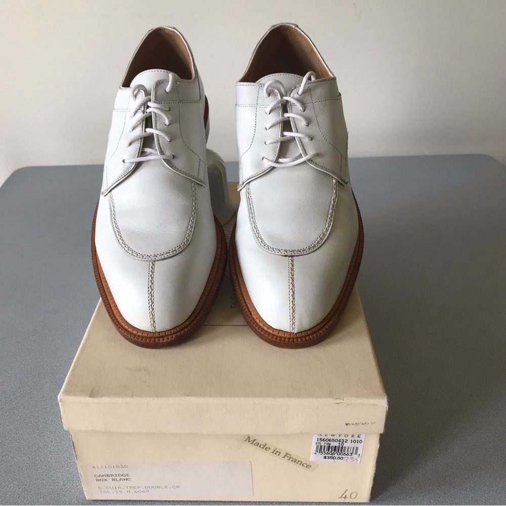VINTAGE MADE IN FRANCE SARTORE WHITE LEATHER OXFORDS
